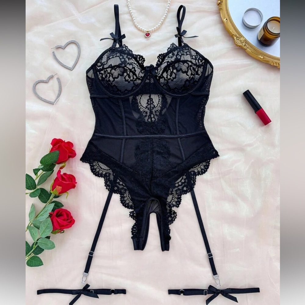 NWT- SHEIN Black Lace Lingerie Set